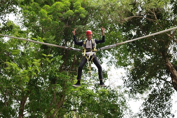 Zipline и верёвочный парк Микли